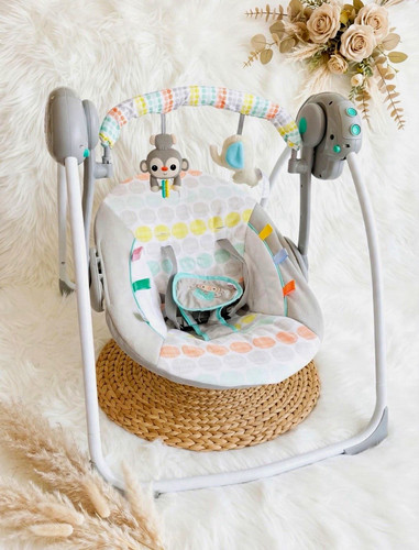 Baby schaukel mit spielbügel - baby-schaukel,
