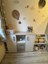 Baby-Möbel Set: Babybett +